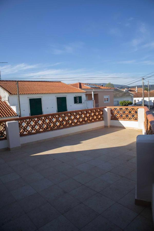 알카네나 O Pombal B&B 외부 사진