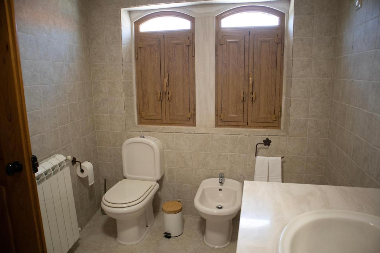 알카네나 O Pombal B&B 외부 사진