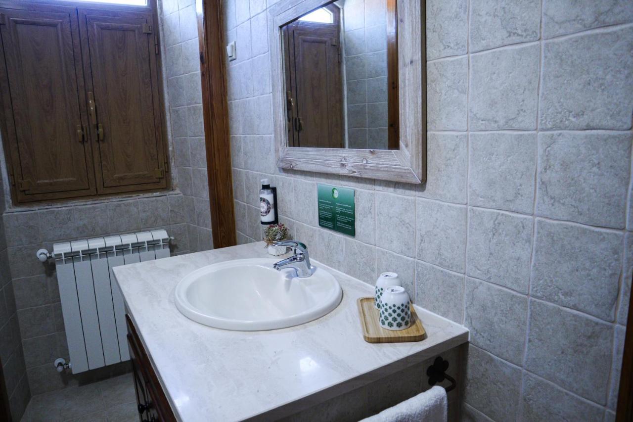 알카네나 O Pombal B&B 외부 사진
