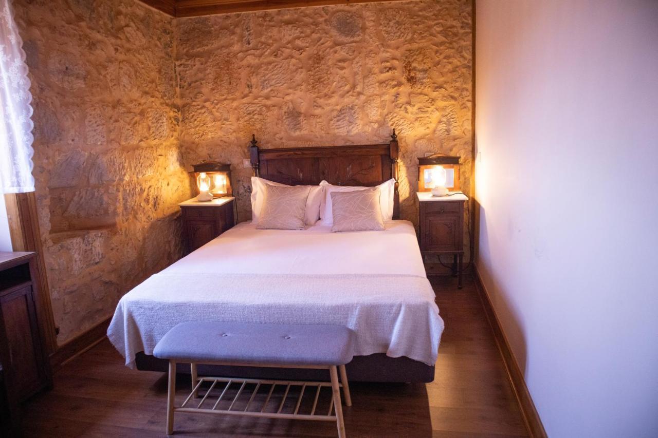 알카네나 O Pombal B&B 외부 사진