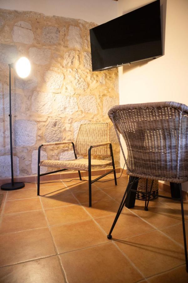 알카네나 O Pombal B&B 외부 사진