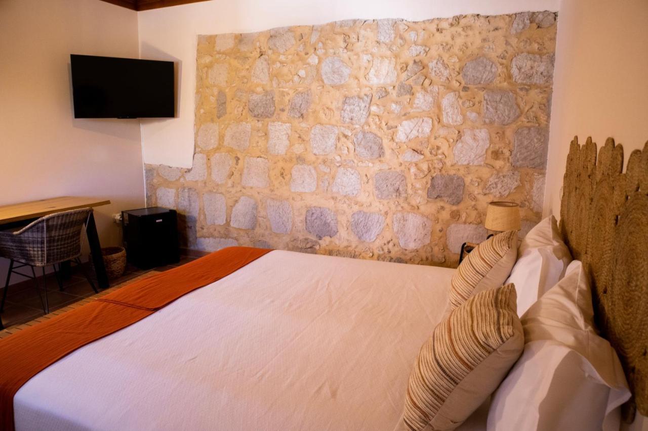 알카네나 O Pombal B&B 외부 사진