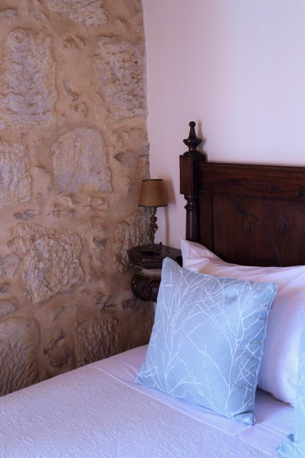 알카네나 O Pombal B&B 외부 사진